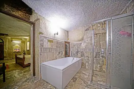 Maccan Cave - 122