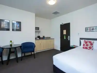 Distinction New Plymouth - 57