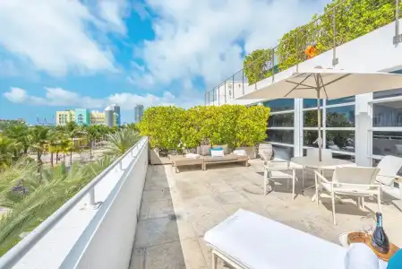Bentley South Beach - 79