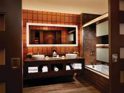Golden Nugget - 28