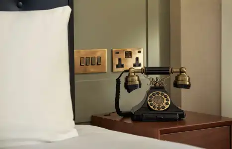 100 Queen's Gate London Kensington, Curio Collection by Hilton - 28