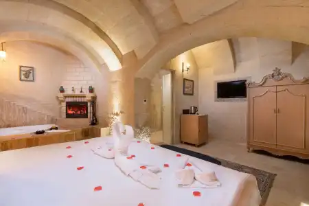 Elysion Cave Suites - 34