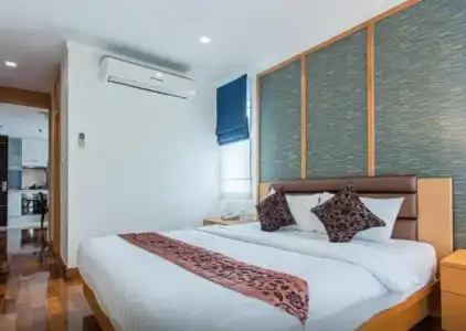 Adelphi Grande Sukhumvit - 36