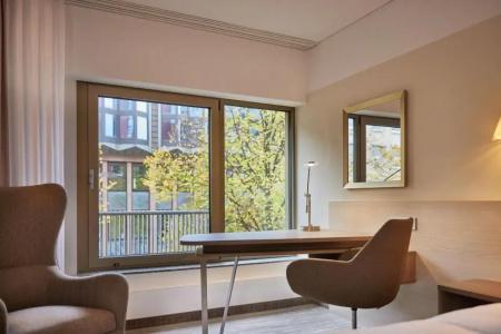 DoubleTree by Hilton Hannover Schweizerhof - 5