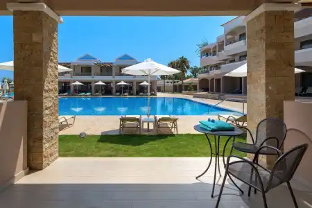 La Marquise Luxury Resort Complex - 54