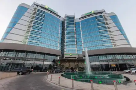Holiday Inn Abu Dhabi by IHG - 0