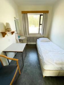 Kverna Guesthouse - 12