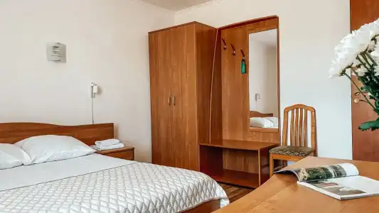 Konakovo, otel' - 65
