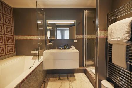 The One Alma Paris - 52