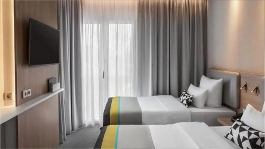 Holiday Inn Express Düsseldorf - Hauptbahnhof - 8