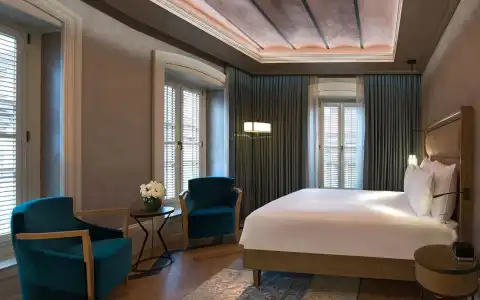 10 Karakoy - 37