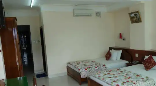 Ngoc Khanh - 0