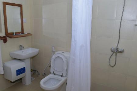 Chukwani Executive Inn - 8