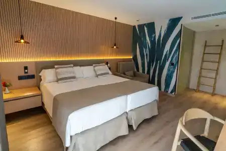 Portblue Club Pollentia Resort & Spa (Maris Y Suites) - 2