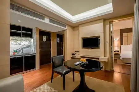JW Marriott Mumbai Juhu - 56