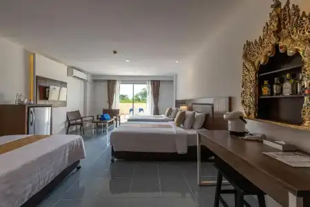 Blue Beach Grand Resort and Spa - 6