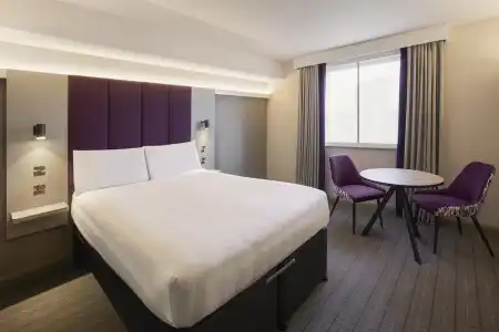 Premier Inn London Fulham - 26