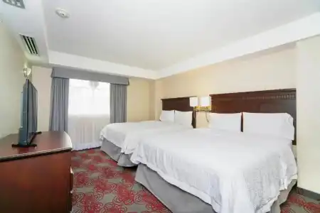 Hampton Inn & Suites by Hilton Mexico City - Centro Historico - 6