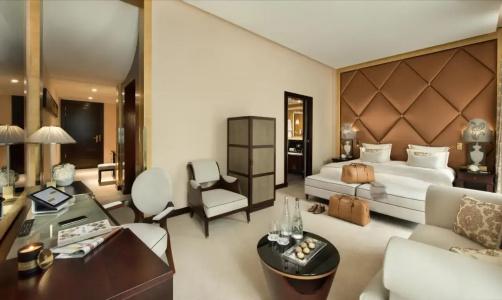 Hôtel Barrière Fouquet's Paris - 15