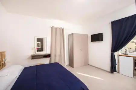 Island Guesthouse - 9