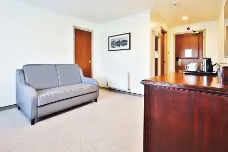 Copthorne Cardiff-Caerdydd - 43