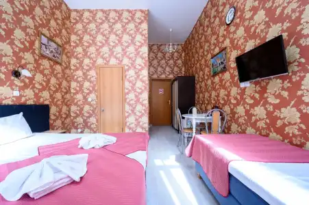 Nevskij 111 - 73