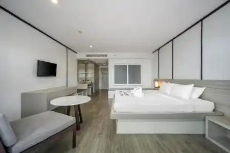 Andamantra Resort and Villa Phuket - 8
