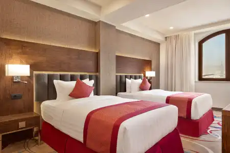 Ramada & Suites by Wyndham - 66