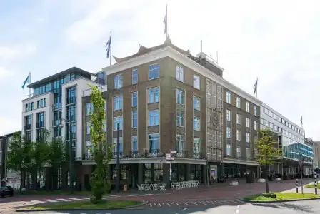 City Haarhuis - Worlds Crafted Collections - 0