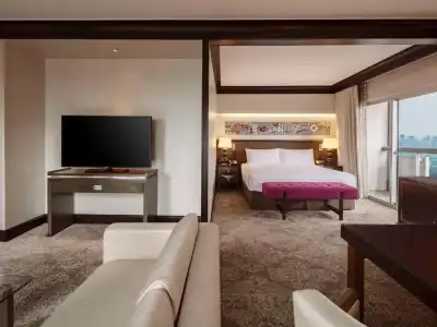 Fairmont - 51