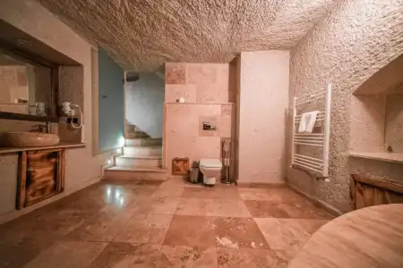 Zeus Cave Suites - 96