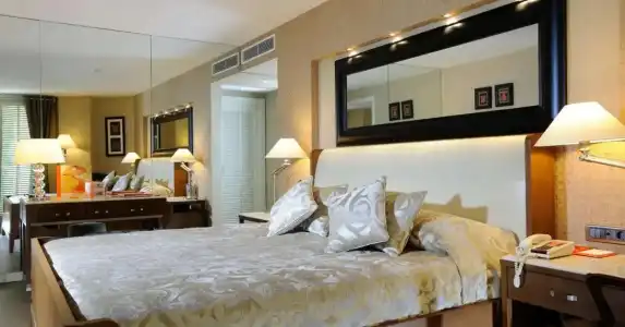 Elegances International - 63