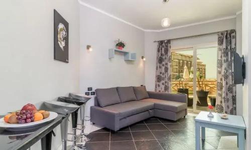 Royal Beach Serviced Apartments - 43