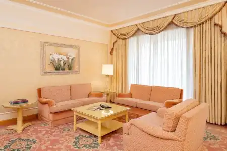 Royal Carlton - 51