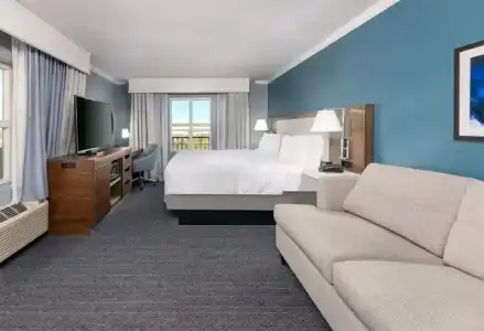 Hampton Inn Savannah-Historic District - 57