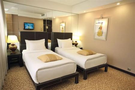 Cartoon Residence - Adults Only - 24