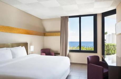 Four Points by Sheraton Catania & Conference Center - 5