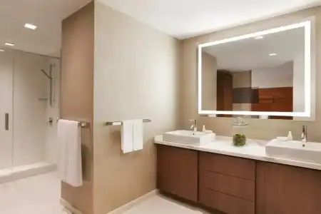 Hyatt Grand Central New York - 81