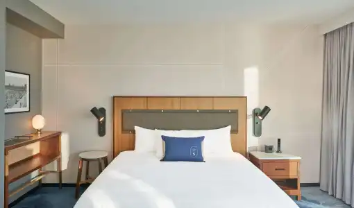 Sable at Navy Pier Chicago, Curio Collection by Hilton - 64