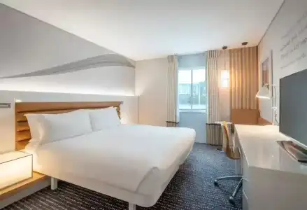 The Morrison Dublin, Curio Collection by Hilton - 39