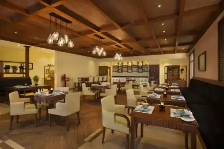 DoubleTree by Hilton Resort & Spa Marjan Island - 13