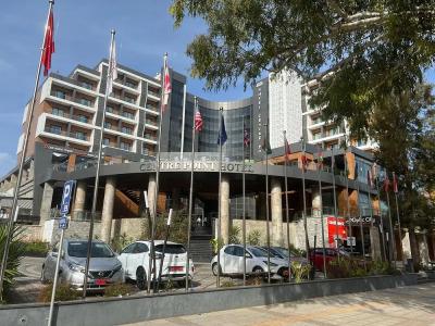 Novel Centre Point - 0