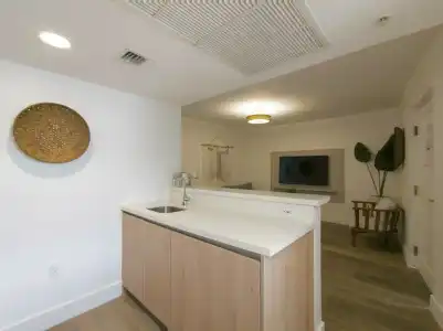 Bentley South Beach - 89