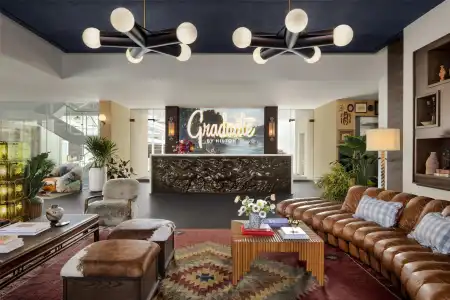 Graduate by Hilton Dallas - 1