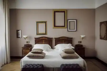 Grand et de Milan - 75