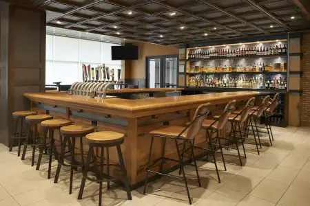 Four Points by Sheraton Windsor Downtown - 16