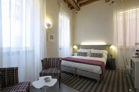 Trevi Palace Luxury Inn - 31