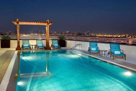Hilton Garden Inn Dubai Al Muraqabat - Deira - 19