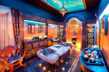 Royal Baltic Luxury Boutique - 8