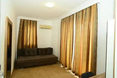 Kleopatra Celine - 67